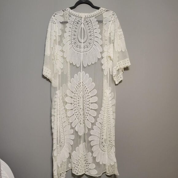 Adiva Women's Med White lace crochet long kimono sheer boho fairy angel festival - Picture 2 of 6